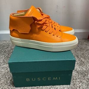 Bussemi sneakers size 42